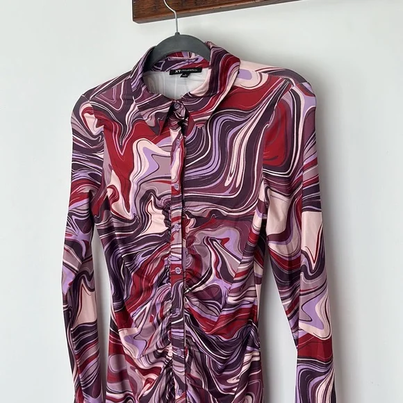 BUTTON UP DRESS - Picture 3 of 4